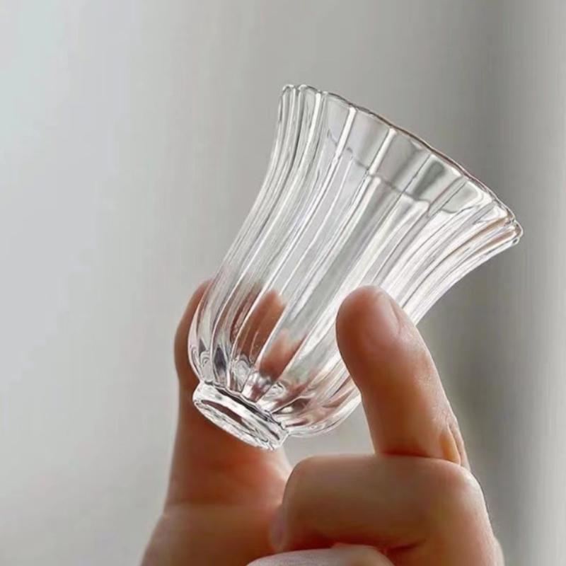 Japanese Tea - 50ml Mini Floral Petal Glass Tea